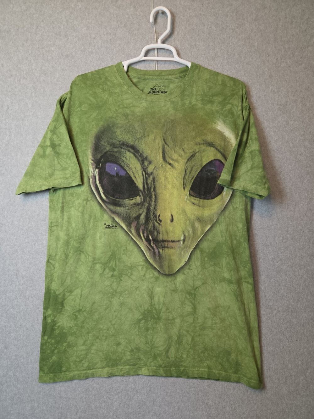 The Mountain Green Alien Face Short Sleeve Classic Cotton T Shirt Men's Size 2XL